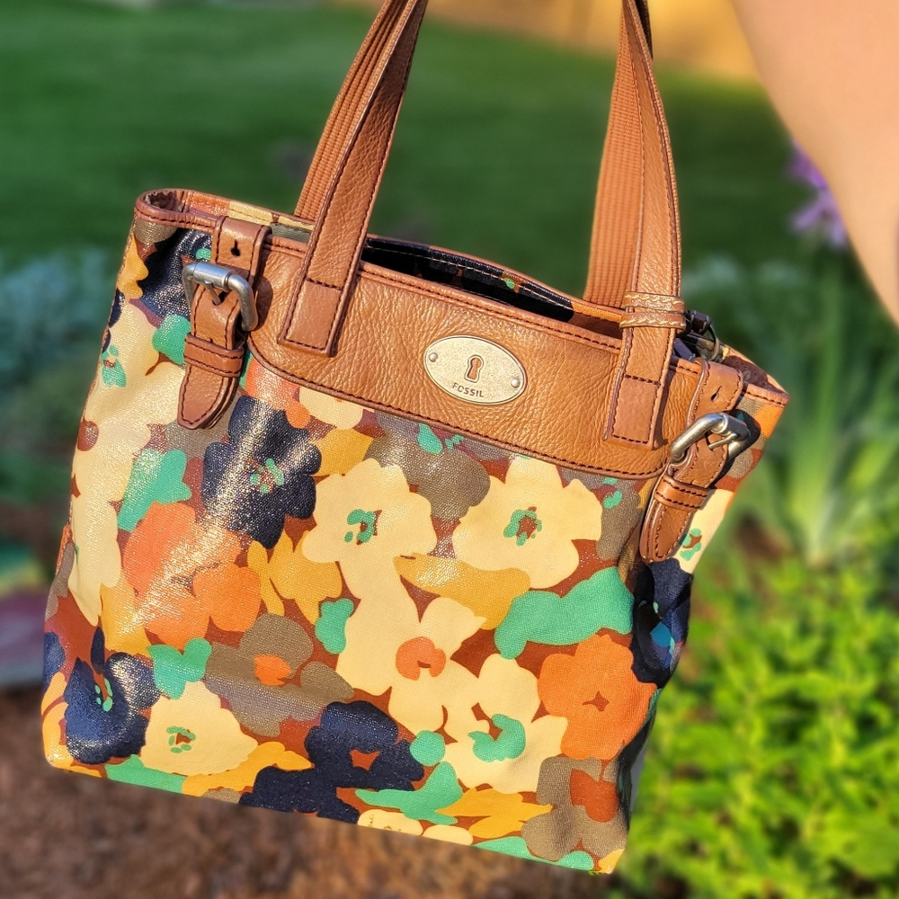 Fossil key-per purse